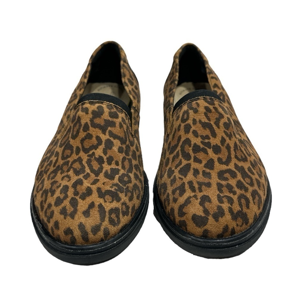 Clarks Sharon Dolly Leopard Print Suede Loafers Size: 8W - Picture 3 of 8